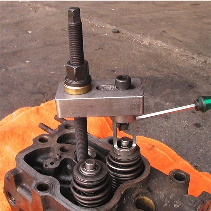 Universal-Japanese-Truck-Valve-Remover-Installer-with-Extension-Adapter
